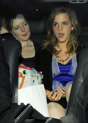 Emma_1_8.jpg Emma_1_8.jpg