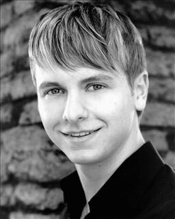 Michael Berendt (Tom Riddle 18 anos)
