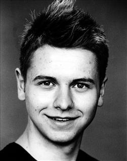 Michael Berendt (Tom Riddle 18 anos)
