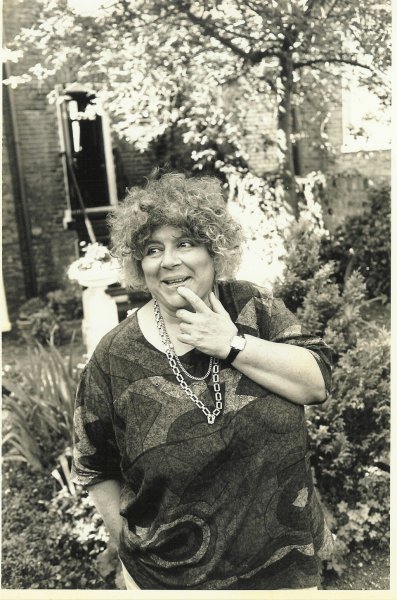 Margolyes_publicty3.jpg
