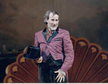 dale_theatre_theinvisibleman_1.jpg