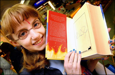 Evanna no lanÃ§amento de A Ordem da FÃªnix.
Palavras-chave: Luna Evanna Lynch Ordem FÃªnix Lovegood