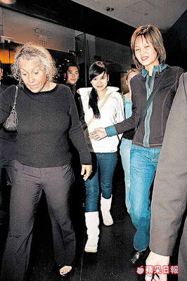 Katie em Hong Kong.
Katie em Hong Kong.