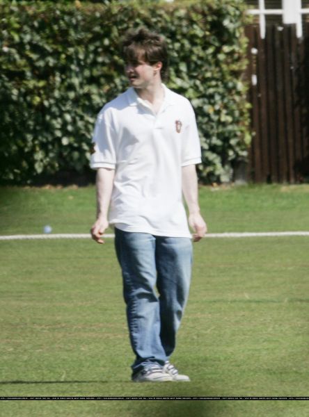 Click to view full size image
==============
Cricket.jpg Cricket.jpg