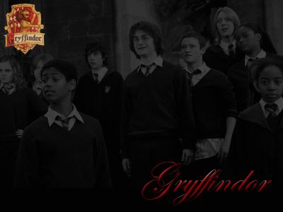 holly-gryffindor1024.jpg