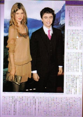 Click to view full size image
==============
moviestarfeb2006_.jpg moviestarfeb2006_.jpg